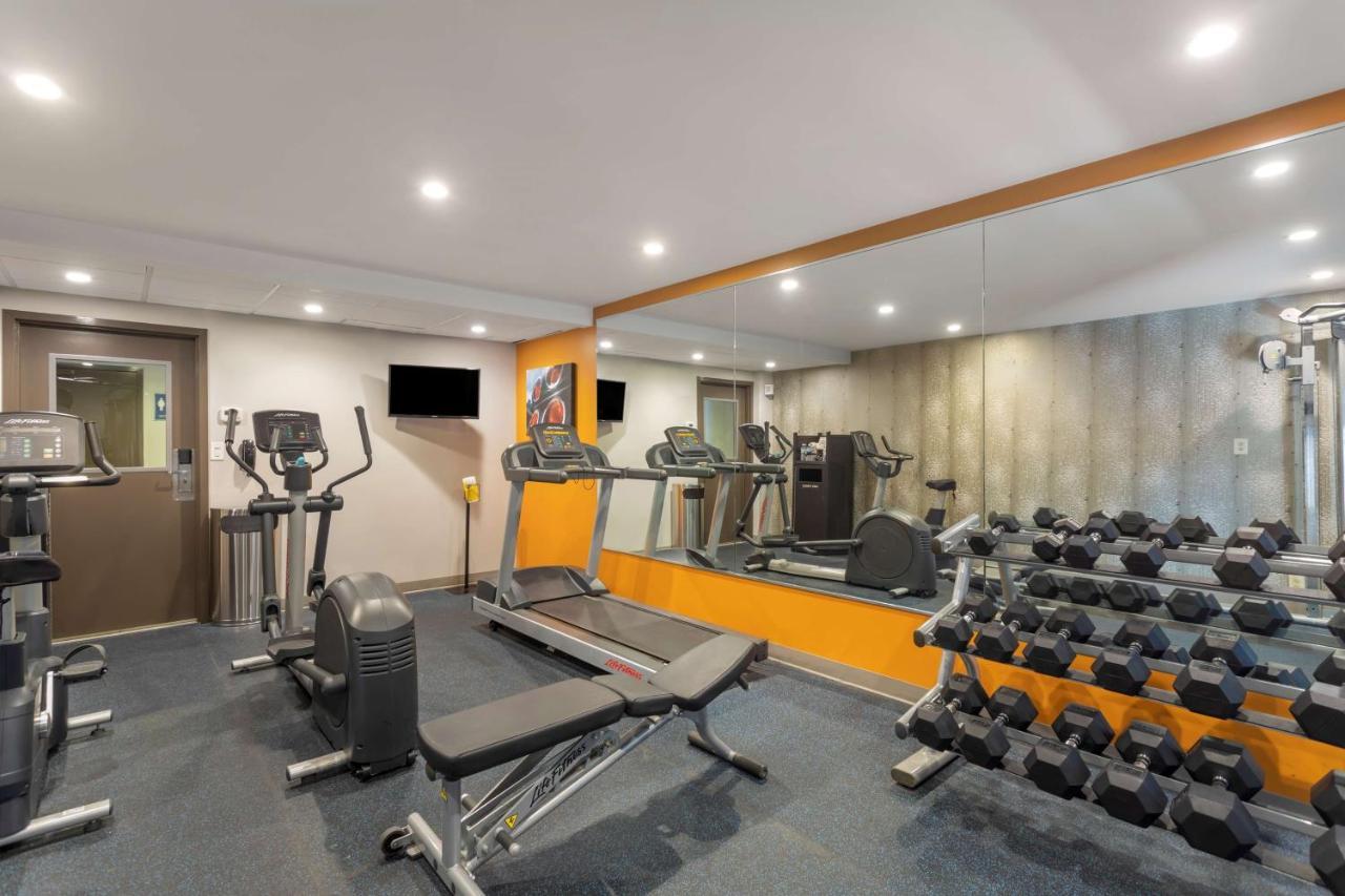 Best Western Plus Hotel Bowling Green