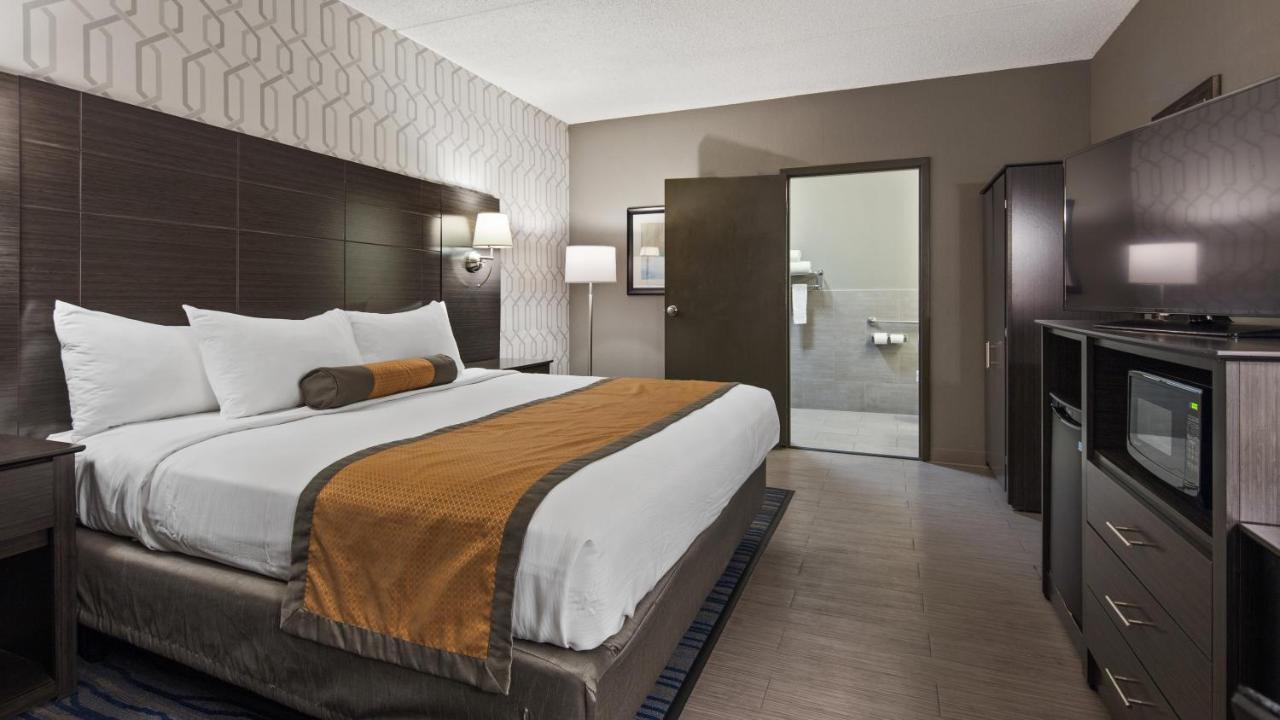 Best Western Plus Hotel 3*